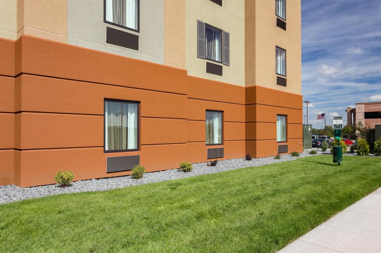 Candlewood Suites Eau Claire I-94 By Ihg Exterior foto